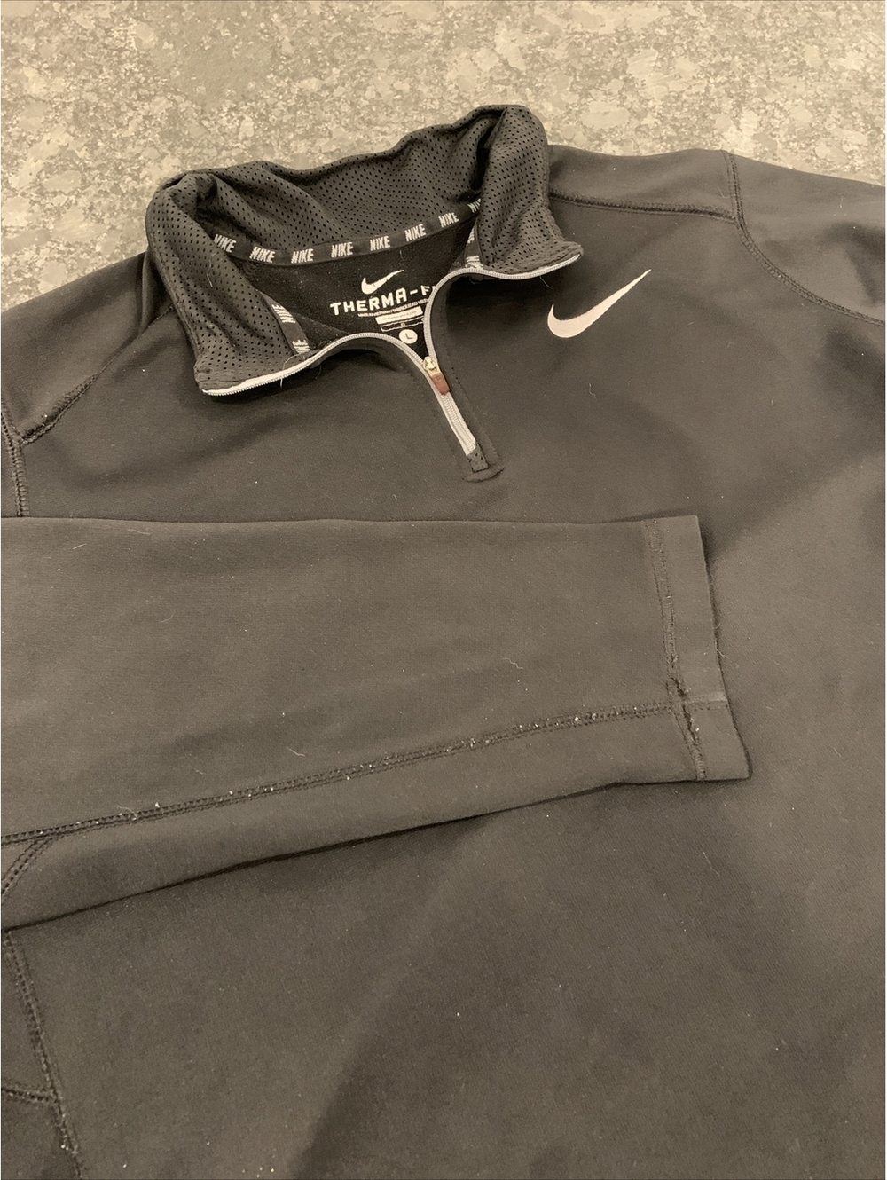 Nike Therma-Fit Black Large Women's 1/4 Zip Pullover